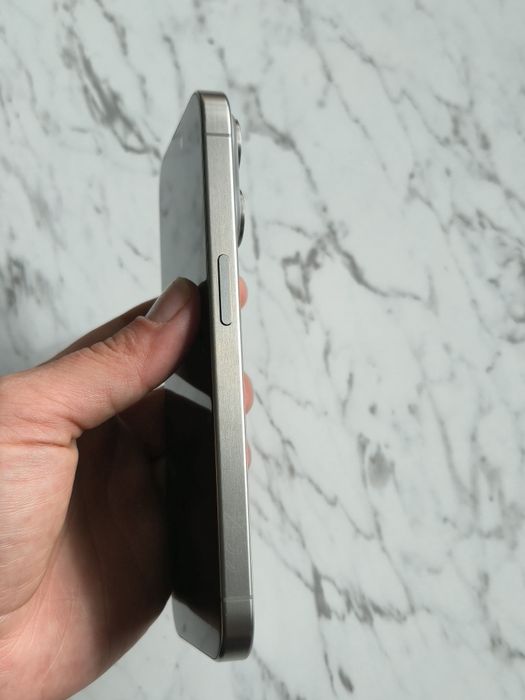 Vand/Schimb iPhone 15 Pro 256gb