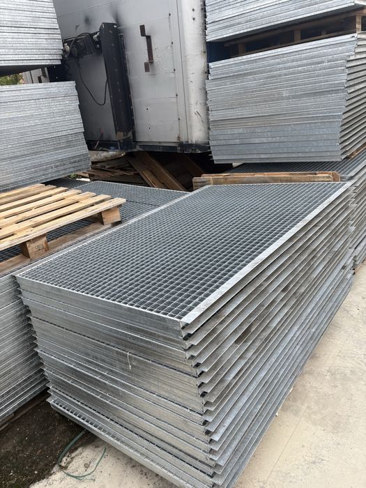 Gratare zincate galvanizate