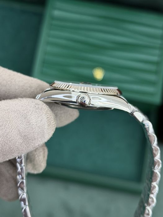 Rolex Date-Just 36 Green Ombre Dial