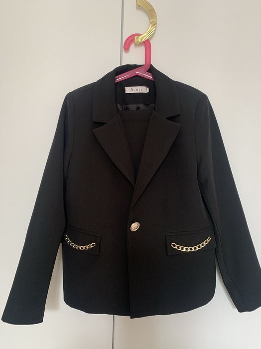 Костюм с брючками брерда Amir