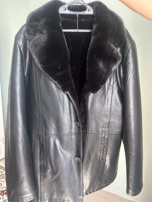 Продам зимняя куртка