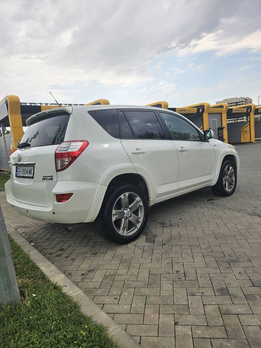 Toyota   Rav.  4