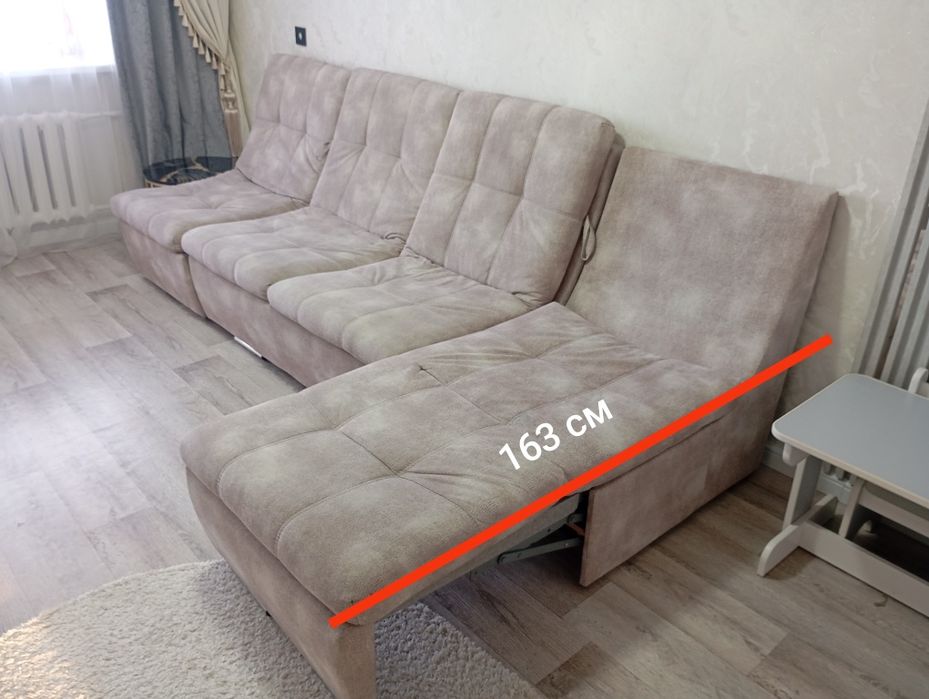 Продам диван модульный в отличном состоянии.