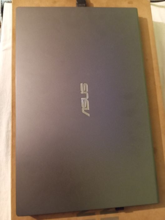 Продается  Ноутбук Асус