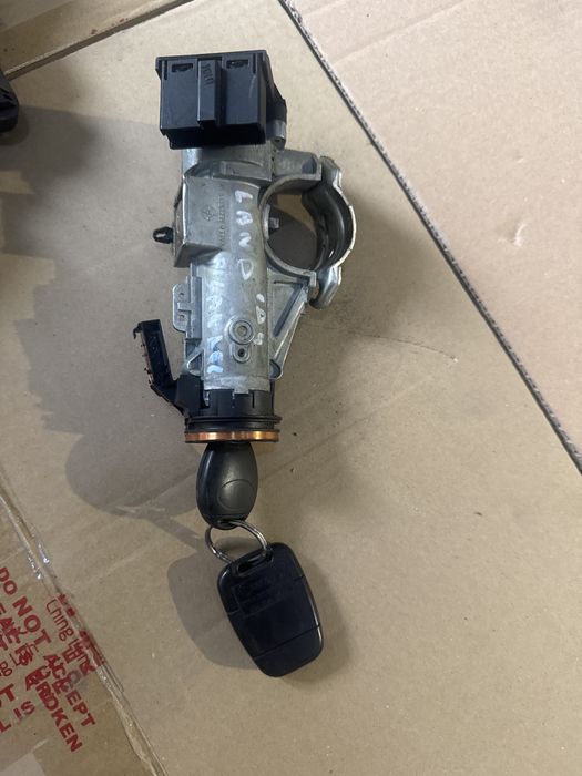 Contact Cheie Telecomanda Land Rover Freelander