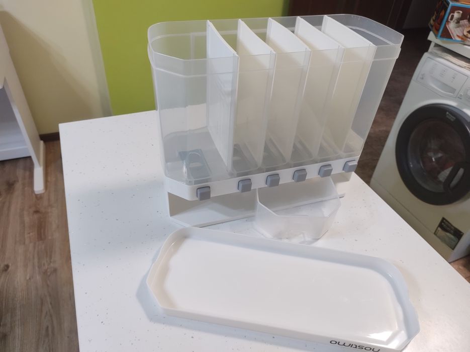 Органайзер за насипни храни