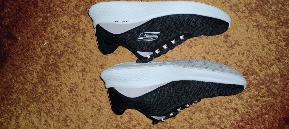 Adidas  de plasa cu strat exterior peliculizat Skech-Lite, Negru