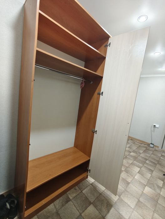 Продам платяной шкаф
