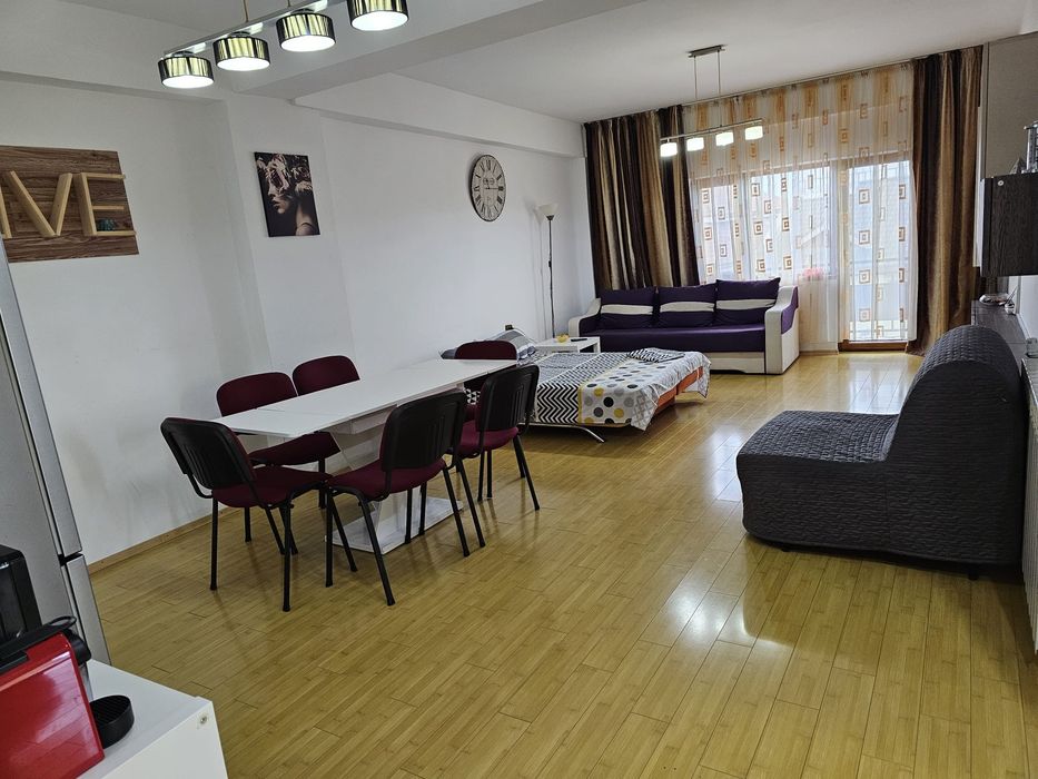 Cazare Constanta - apartament cu 3 camere - regim hotelier, cazare la mare / litoral - capacitate 8 - 10 persoane