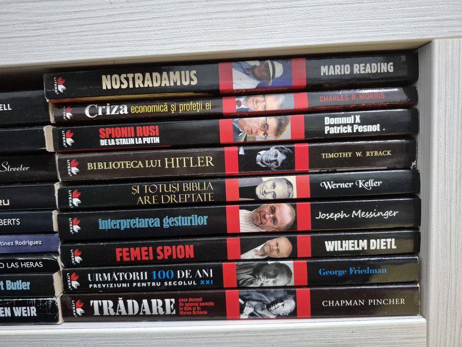 Vand colectie de 63 de carti editura Litera Saptamana Financiara