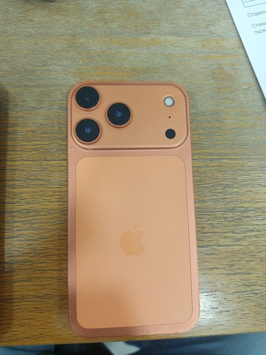 XR IPhone 17 pro korpus