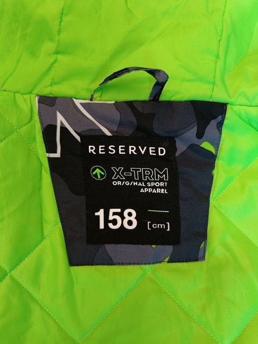 Лыжная куртка от бренда RESERVED X