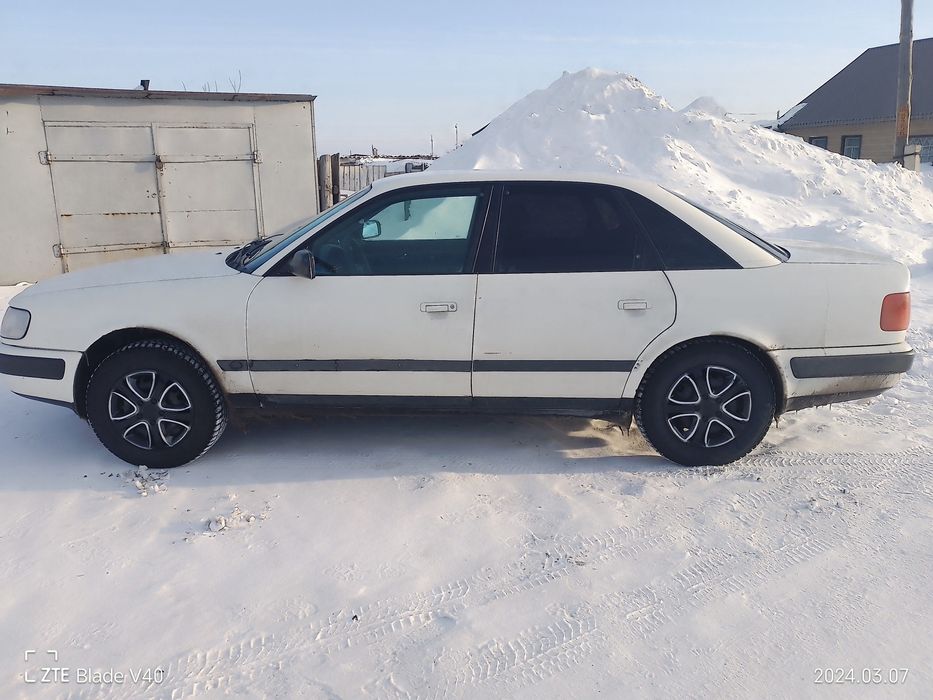 Ауди100. 2.6 продам