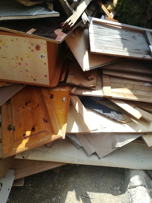 Извозване на трева и клони