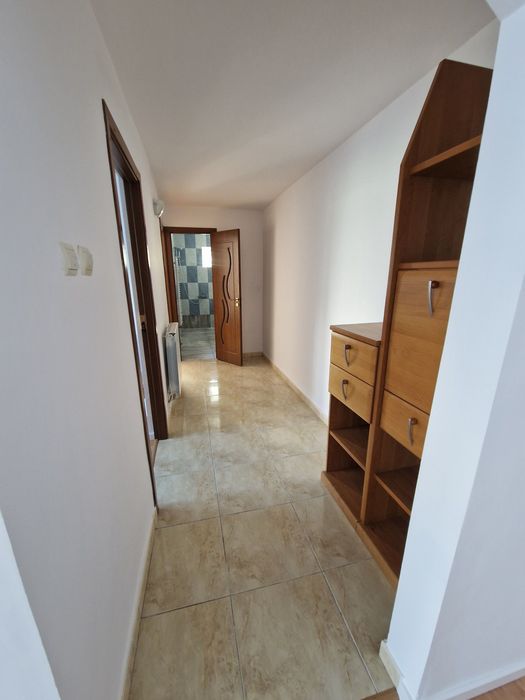 Apartament de închiriat