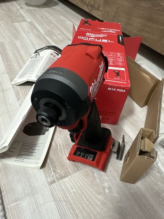 Filetantă milwaukee cu impact M18 FID3 pentru biți , fabricație 2025