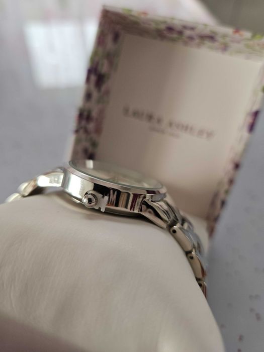 Ceas Laura Ashley