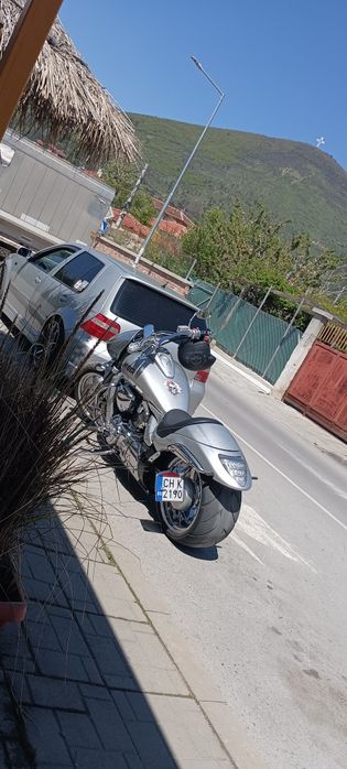 Suzuki Boulevard