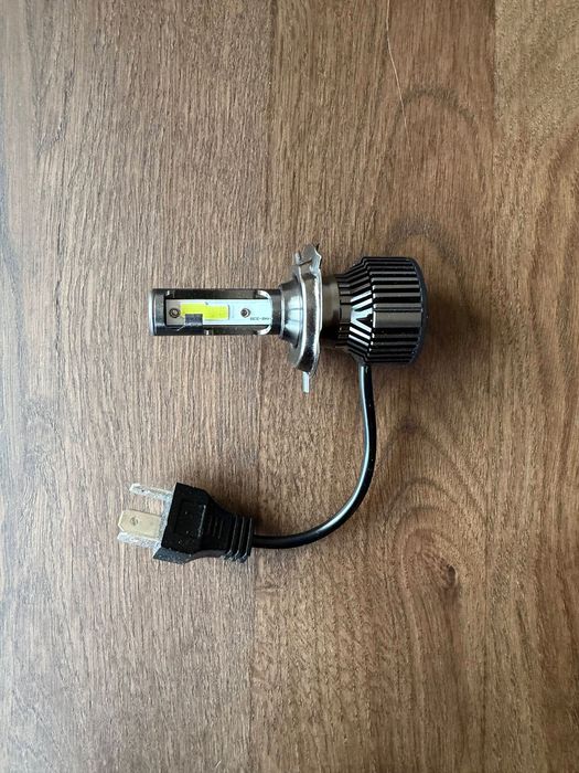 R10 3570 Series Automotive LED Headlights