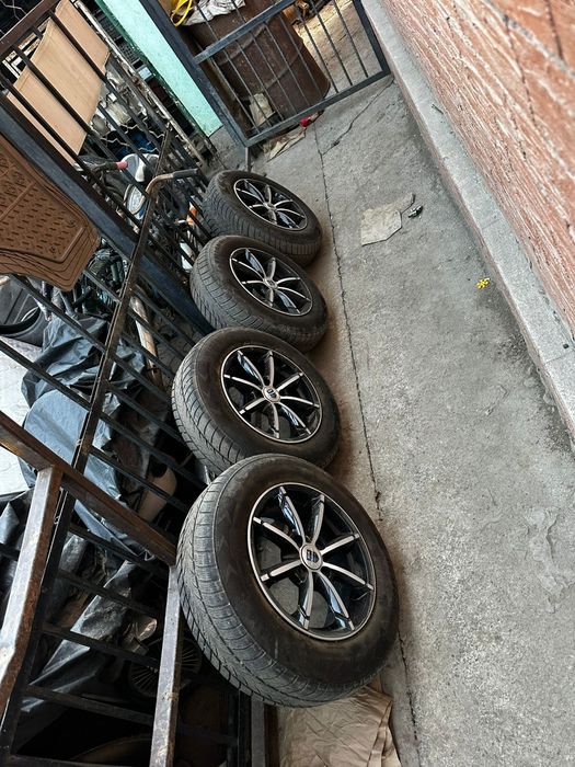 Диски R14 с зимними шинами