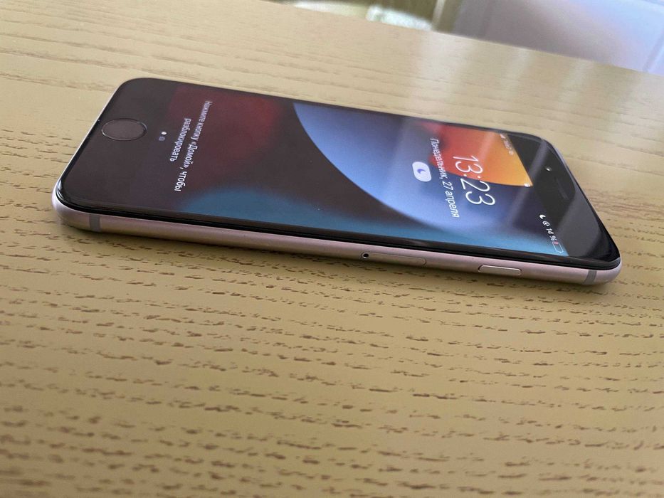 Телефон iPhone 6s, 64гб