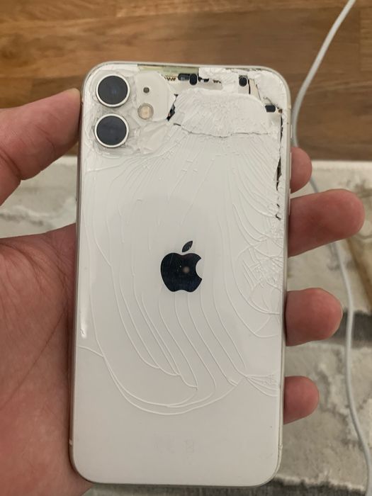 Айфон 11 128гб …