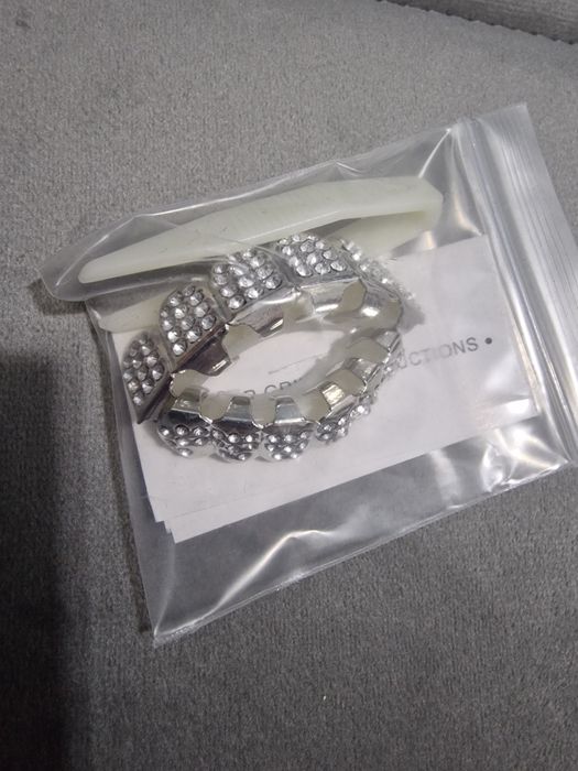 Grillz-uri diverse modele