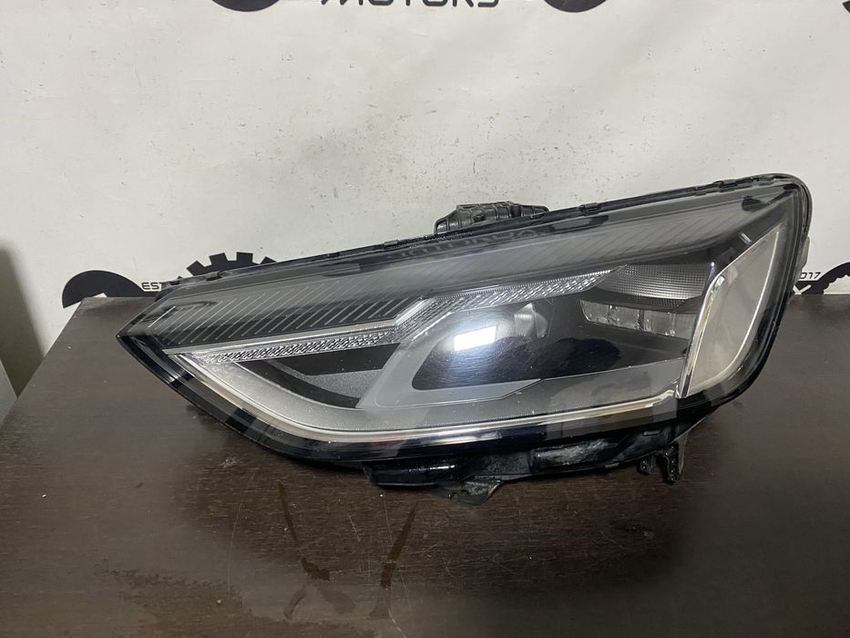 Far stanga full led  Audi A4 B9 an de la 2020