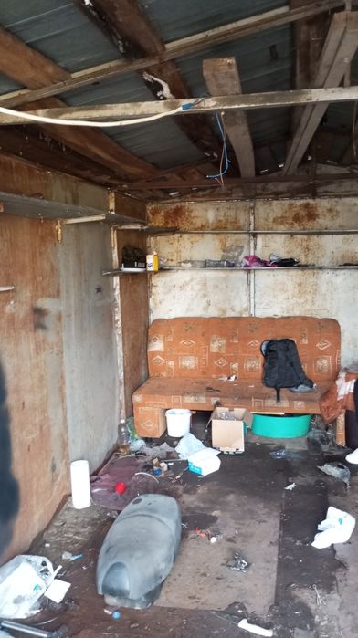 Продам гараж со светом