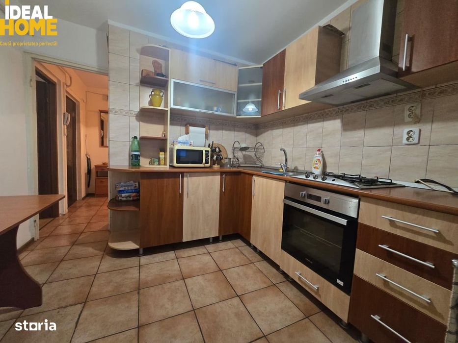 Apartament 3 Camere Decomandat Cartier Frumoasa