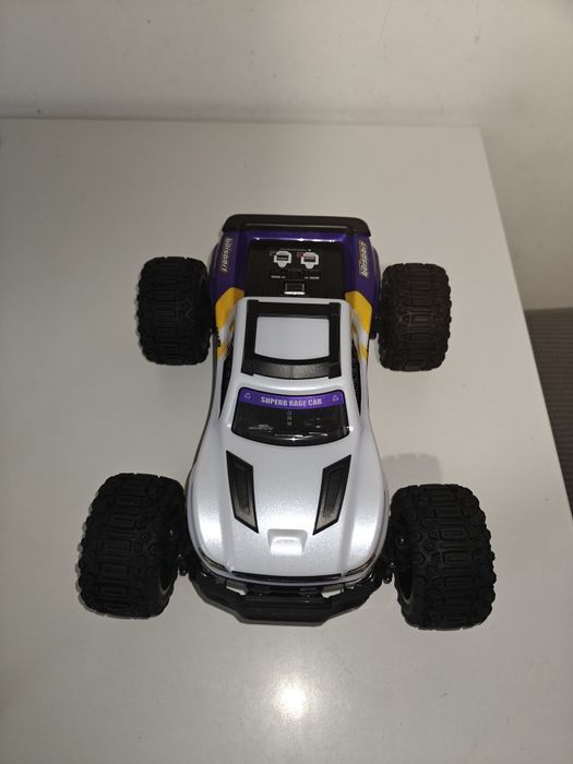 Automodel masinuta cu telecomanda Udirc Rageshark  nou, sigilat