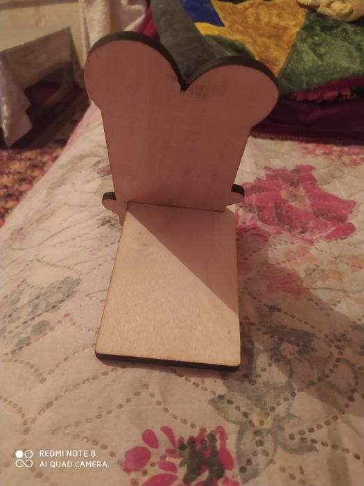 Поставка для телефона