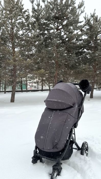 Коляска прогулочная