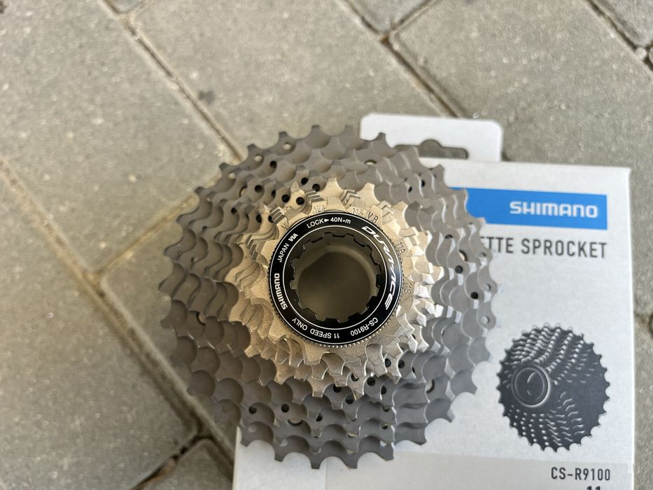 Касета 11-30 Shimano Dura-Ace CS-R9100 11 скорости