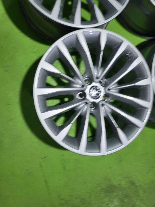 18 5x112 Vw Passat Tiguan Touran 5х112