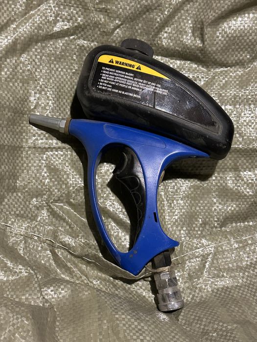 Пескоструйный пистолет