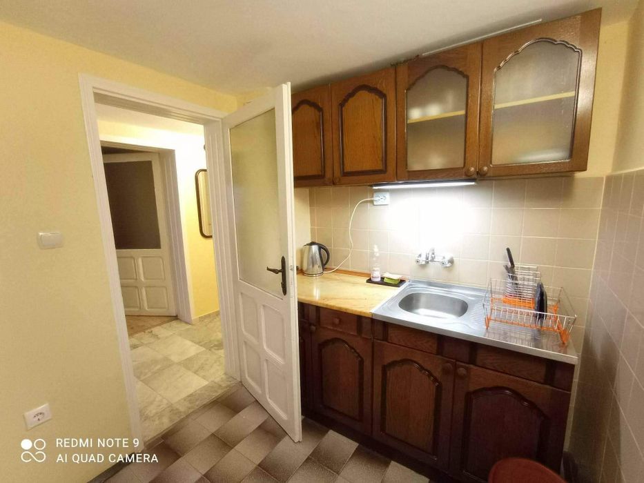 Дава се под наем Многостаен апартамент в Черноморец - 400 кв.м за 9.69 € - Снимка #2