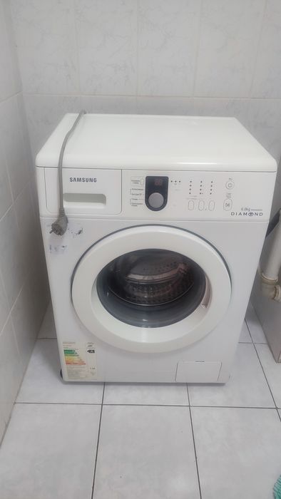 Продам стиральную машину..
