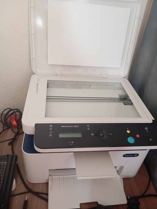 Продам срочно принтер