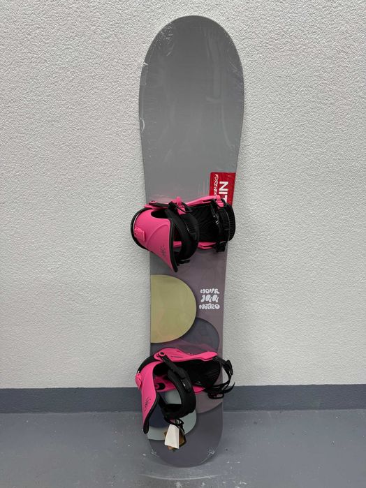 placa noua snowboard nitro nova L144cm