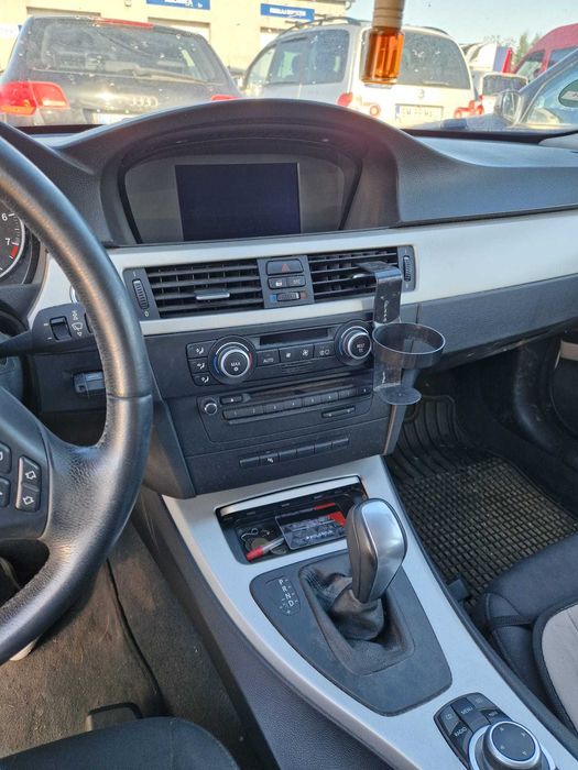 BMW 320i E91 - motor  defect