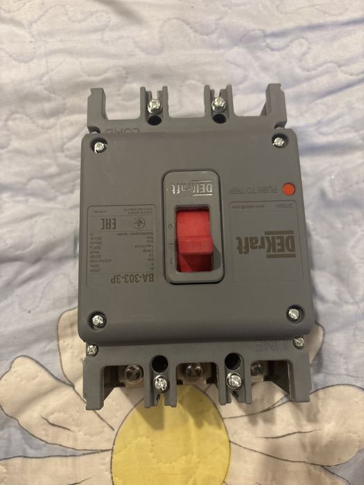 Автомат трехфазвый