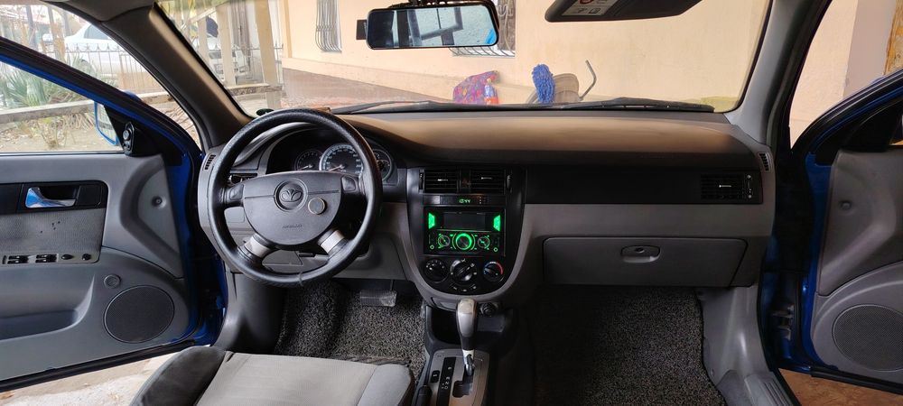 Chevrolet Gentra 1.5 сотилади 2015 сини