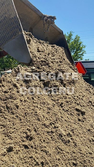 Balast,nisip,piatră, pământ