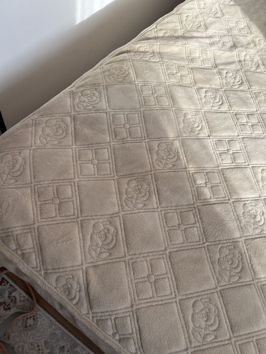 Покрывало на кровать 150/200