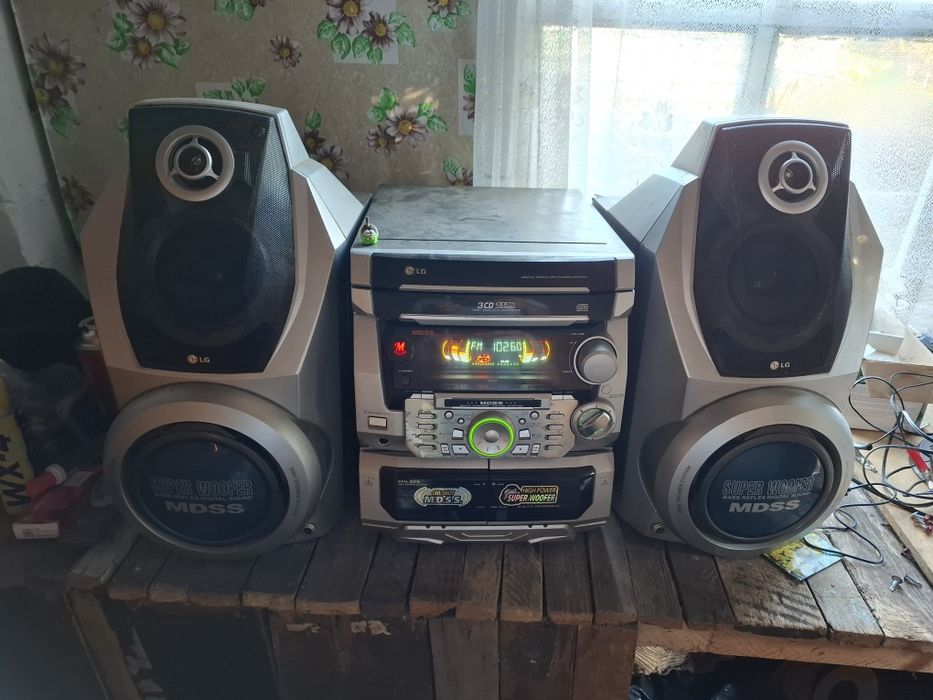 Музыкальный Центр LG