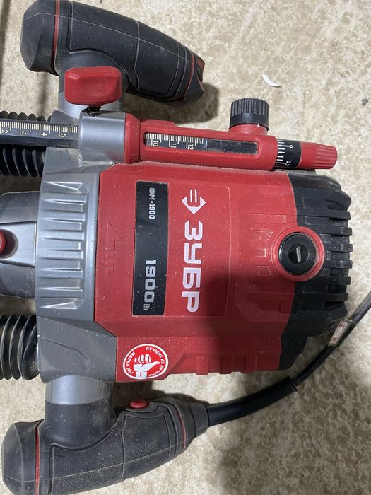 Продам фрезер универсальный ФМ-1900 ВТ