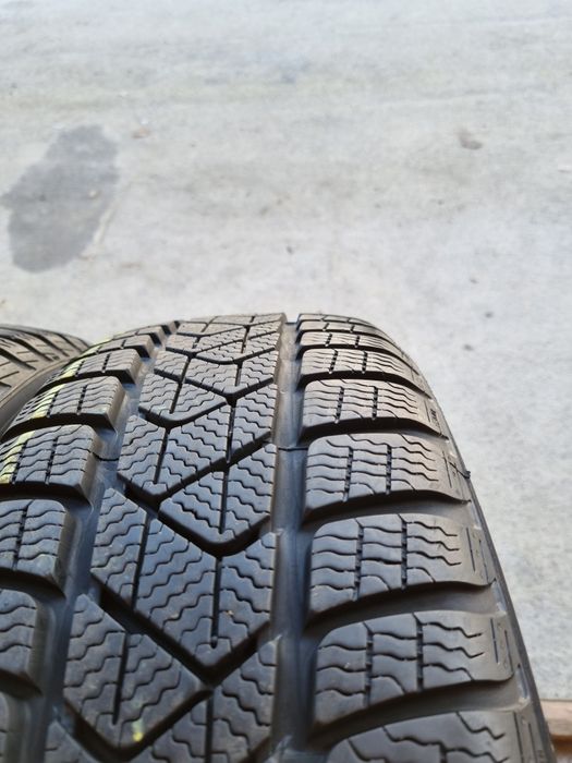 4 anvelope iarna ca si noi PIRELLI 205/60/17 DOT 2021 PRET PER BUCATA