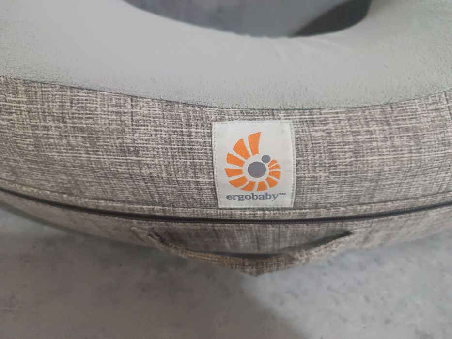 Възглавница за кърмене Ergobaby