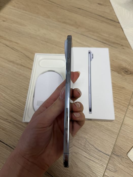 Iphone Air Sky Blue 256GB - Esim New